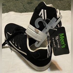 Mens shoes. Brand new.